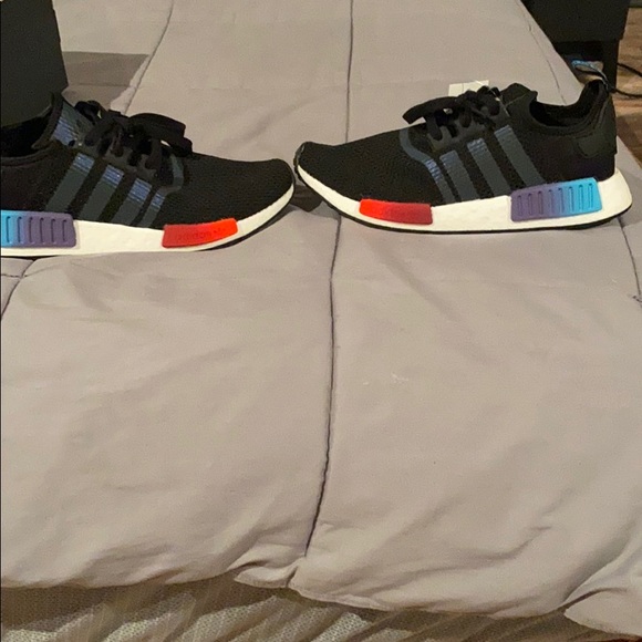 ADIDAS NMD_R1 - Picture 4 of 7